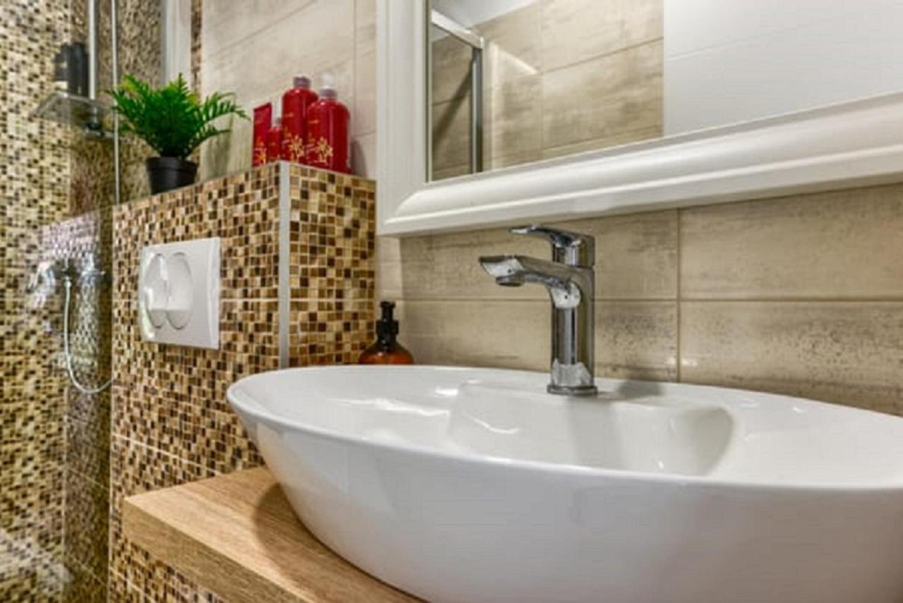 Apartment Yula Задар Екстер'єр фото